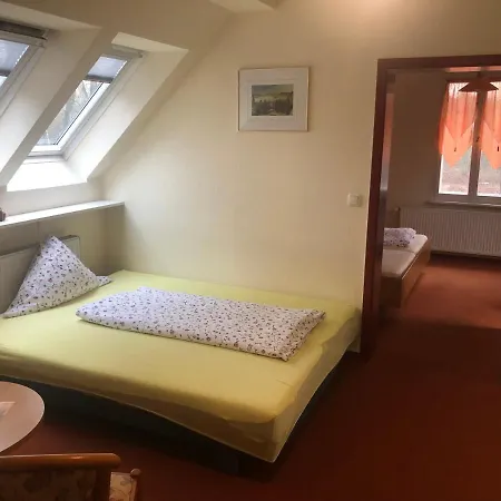 Bapu Zur Schleuse * Kleinmachnow